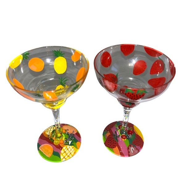 Lolita Set Of 2 Hand Painted Fruit Pineapple & Strawberry Margarita Glasses - Picture 2 of 8